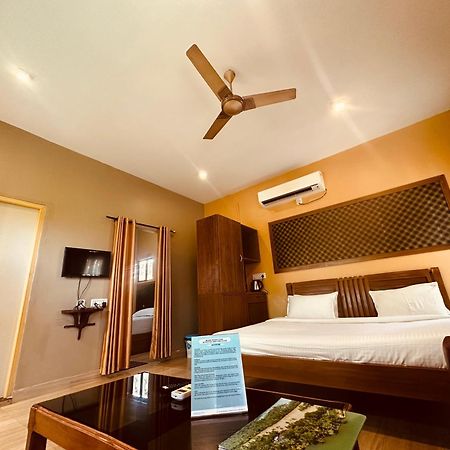 Lake N River Resort Munroe Island Mundrothuruth Luaran gambar